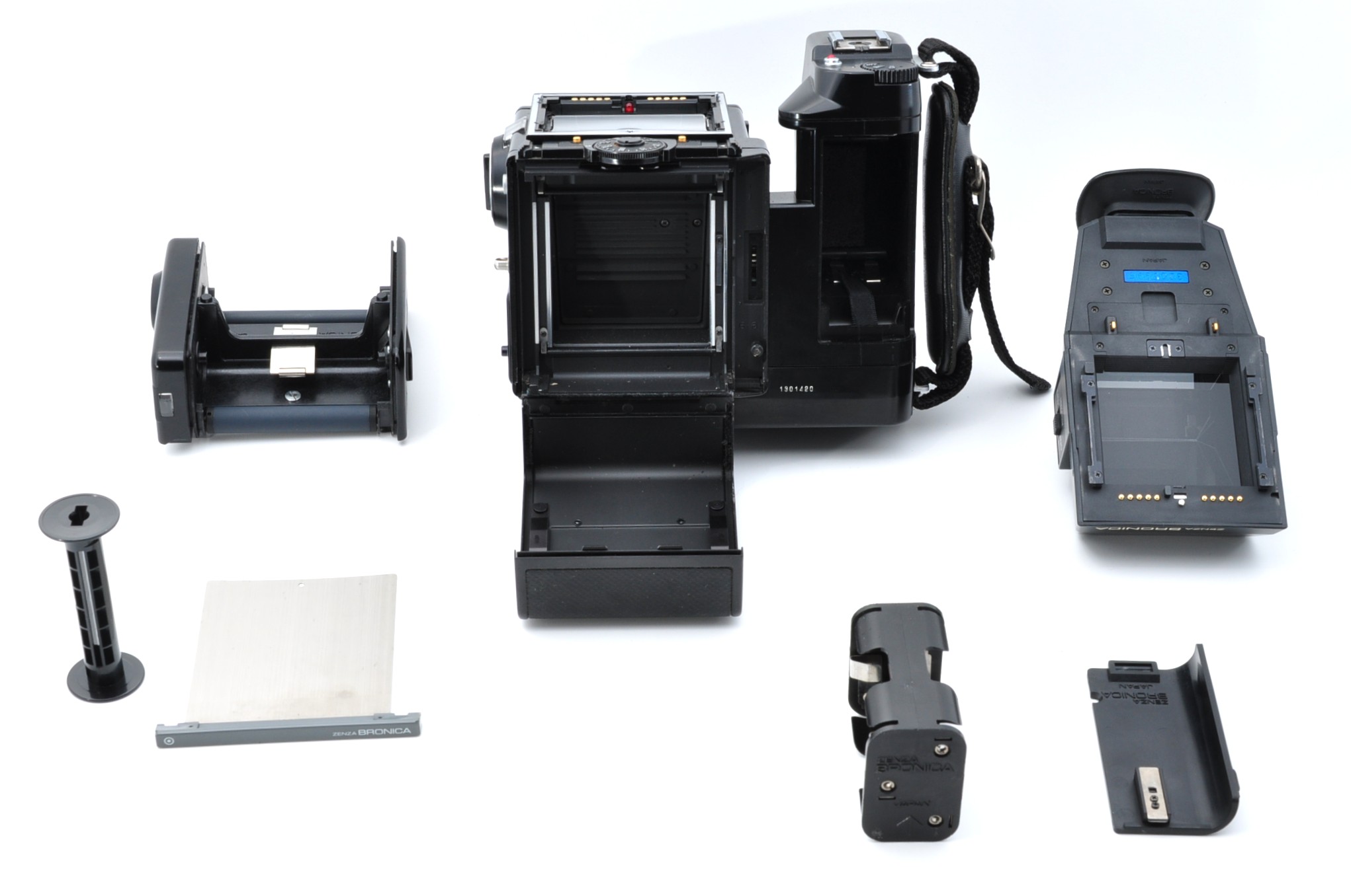 ZENZA BRONICA SQ-Am — actual item photo 14