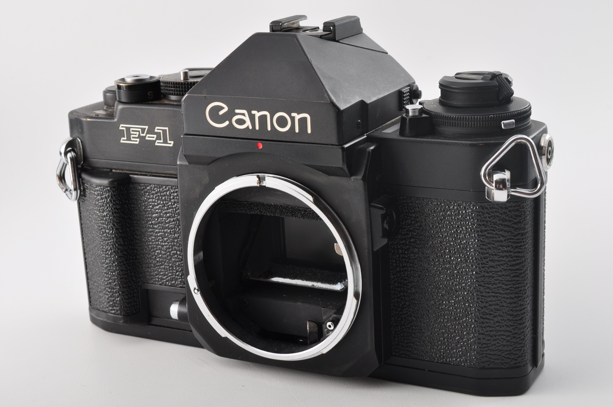 Front plate and Canon FD lens mount — actual item